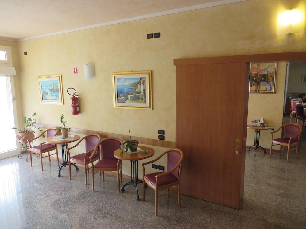 Hotel San Tomio Isola Vicentina Extérieur photo