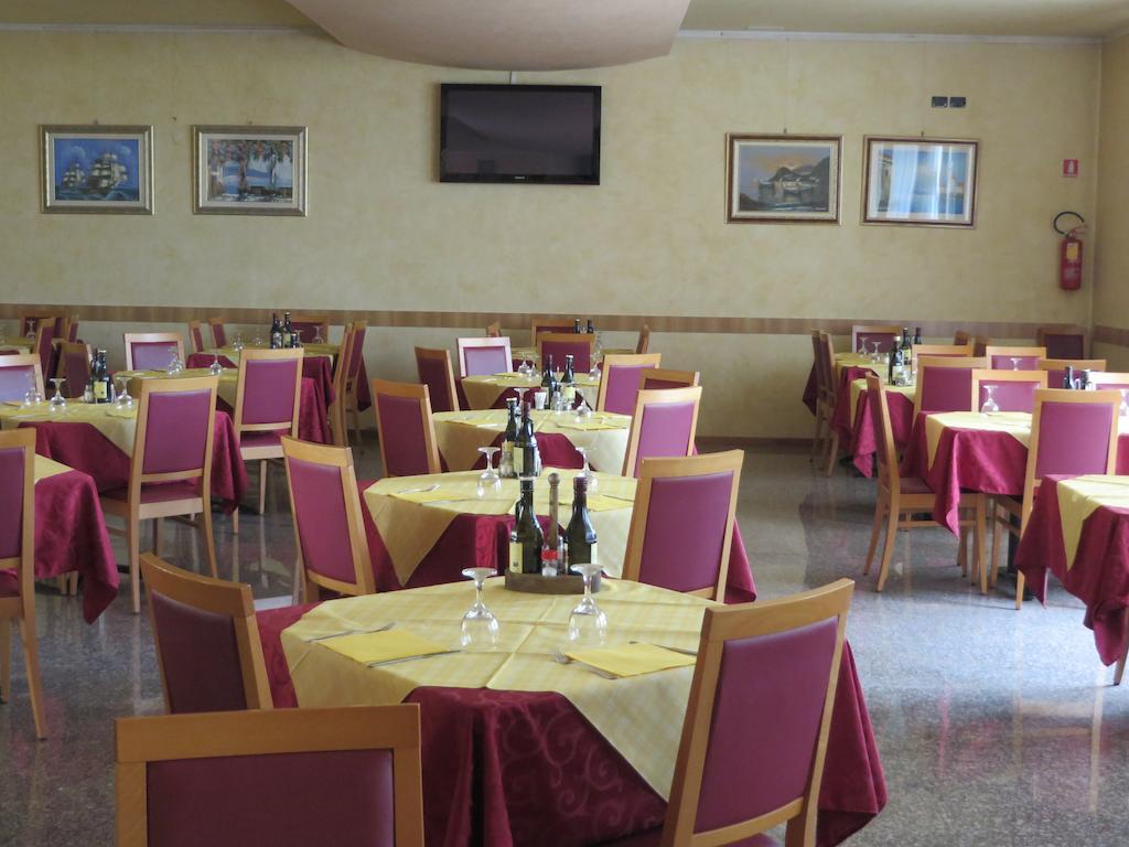 Hotel San Tomio Isola Vicentina Extérieur photo