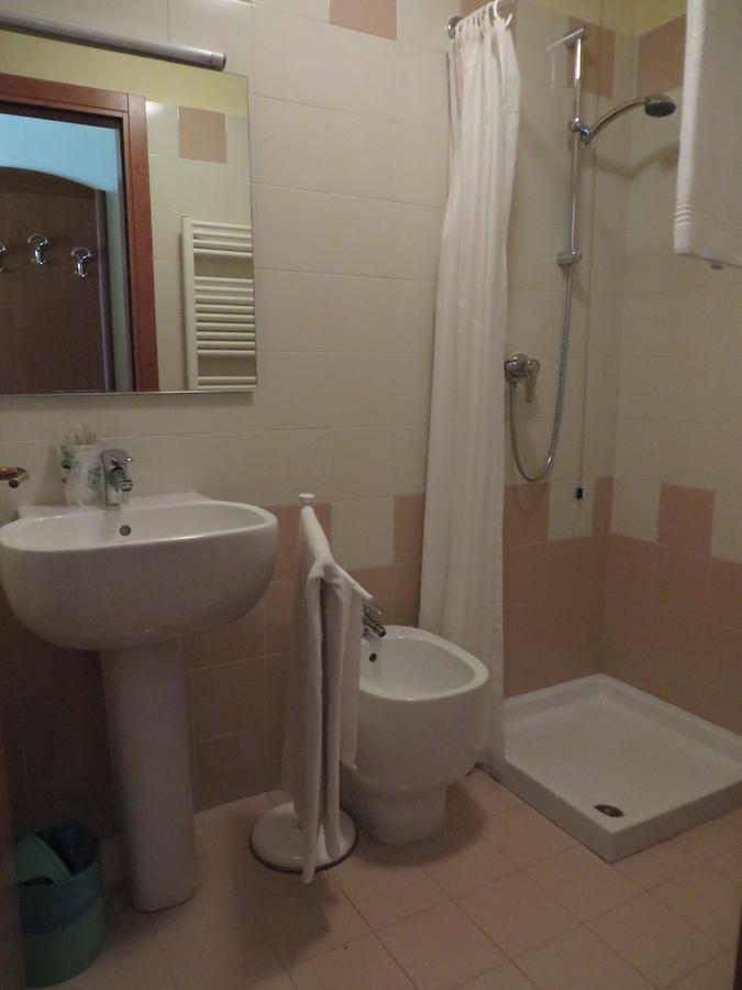 Hotel San Tomio Isola Vicentina Chambre photo